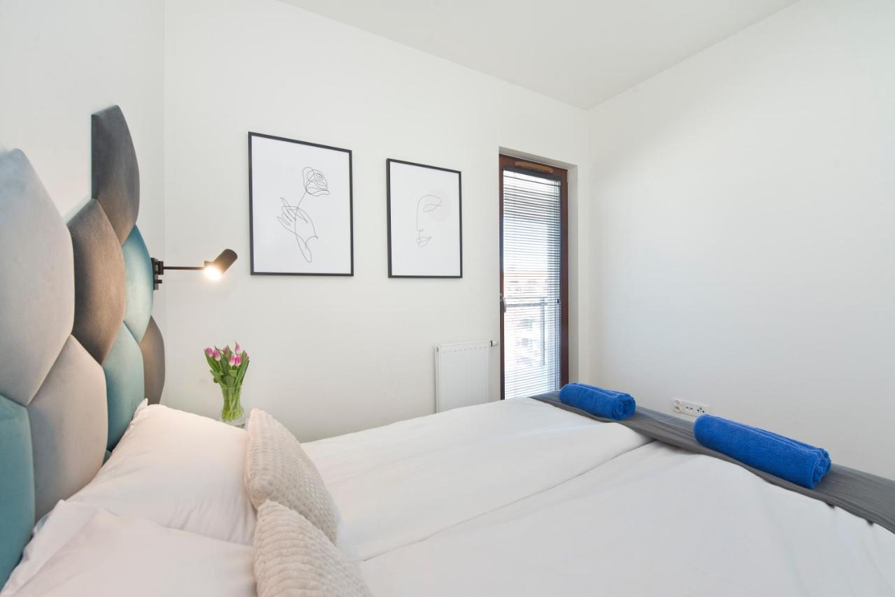 Apartamenty Aura Q4Apartments グダニスク エクステリア 写真